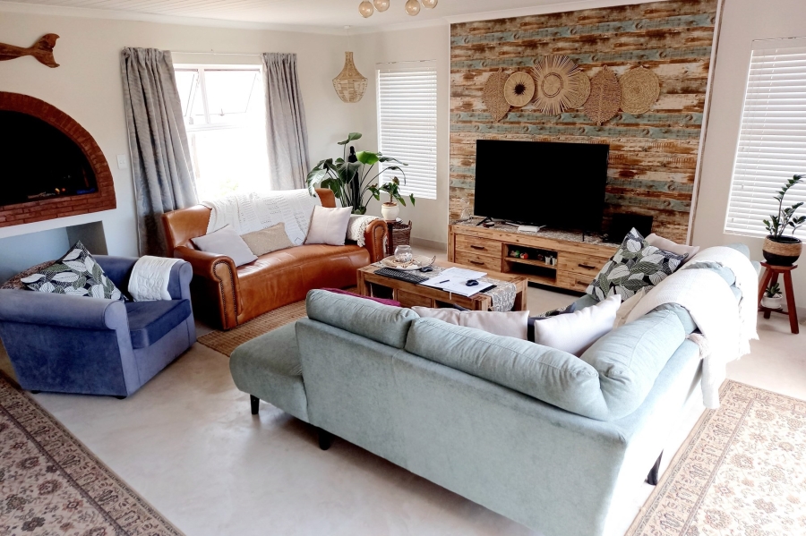 3 Bedroom Property for Sale in Bluewater Bay Western Cape